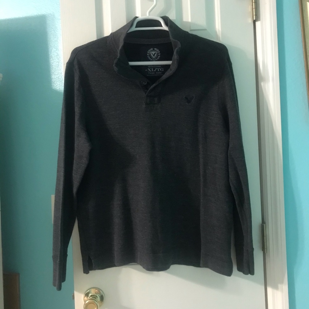 American Eagle Pullover Sweater